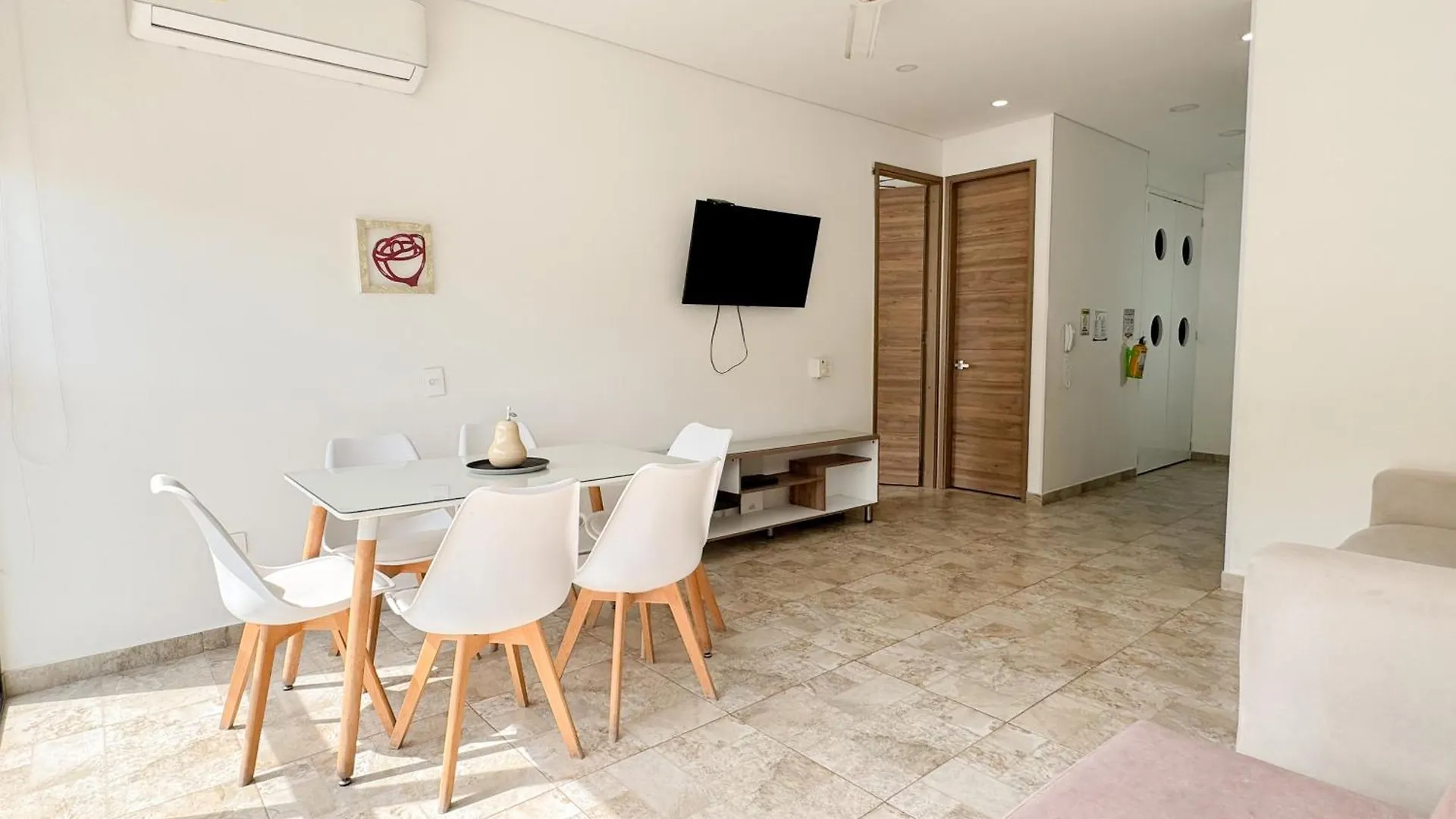 Apartasuites Vita 945 Rodadero - By Bedviajes Santa Marta  Apartament